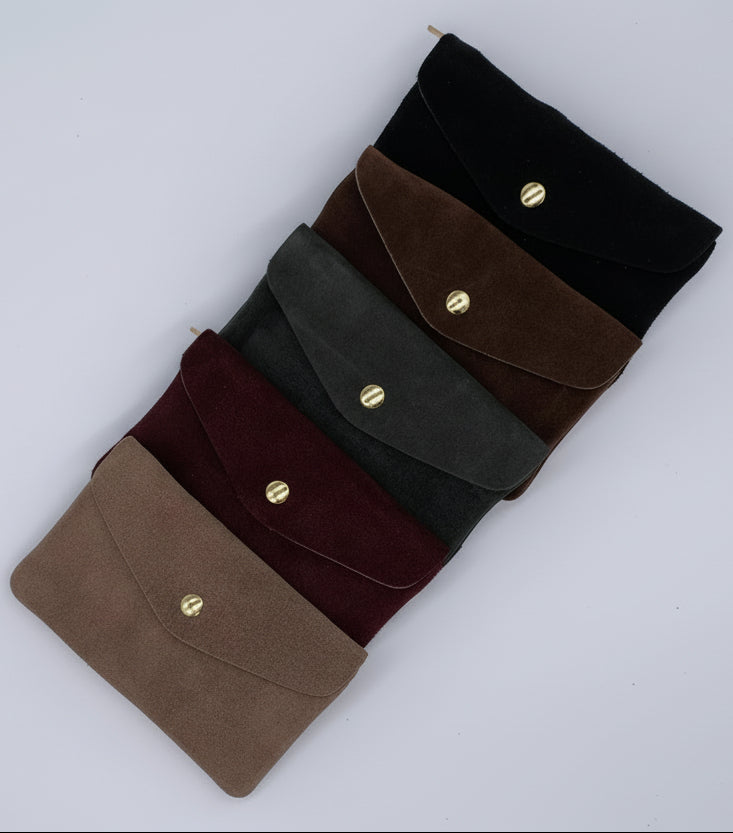 Portefeuille en cuir - avec compartiment et pochette zippée 17cm x 10 cm