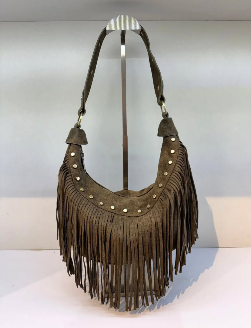 Sacoche cloutée à franges cuir vegan suédine