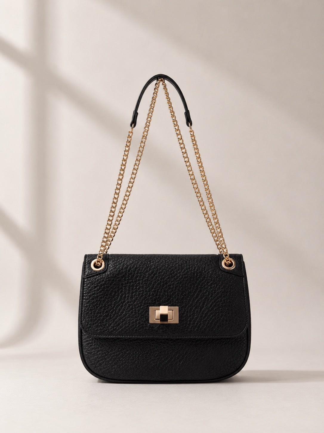 Sac à main Charlie porté épaule avec bandoulière